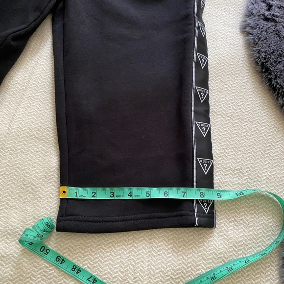Guess size 18 Fleece crop pants NWOT - Picture 5 of 9